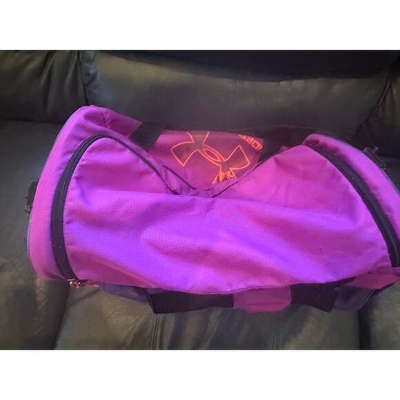 Under Armour Nylon Duffle Bag - Picture 6 of 11